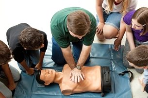 CPR training is part of a nationwide pool safety campaign.